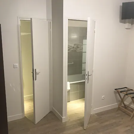 酒店 Les Iris 雷安德利斯