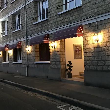 Les Iris 2* 雷安德利斯