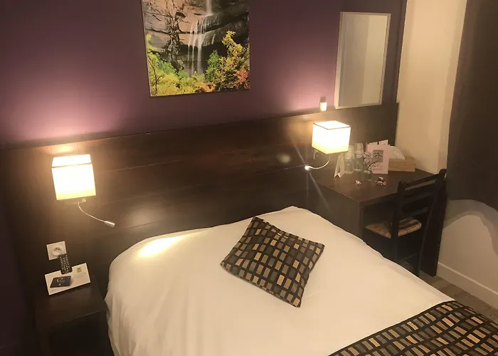 ホテル Les Iris レ・ザンドリ