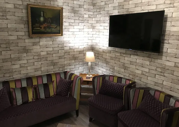 Les Iris 2* レ・ザンドリ